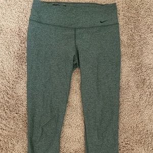 Nike High-Waisted leggings
